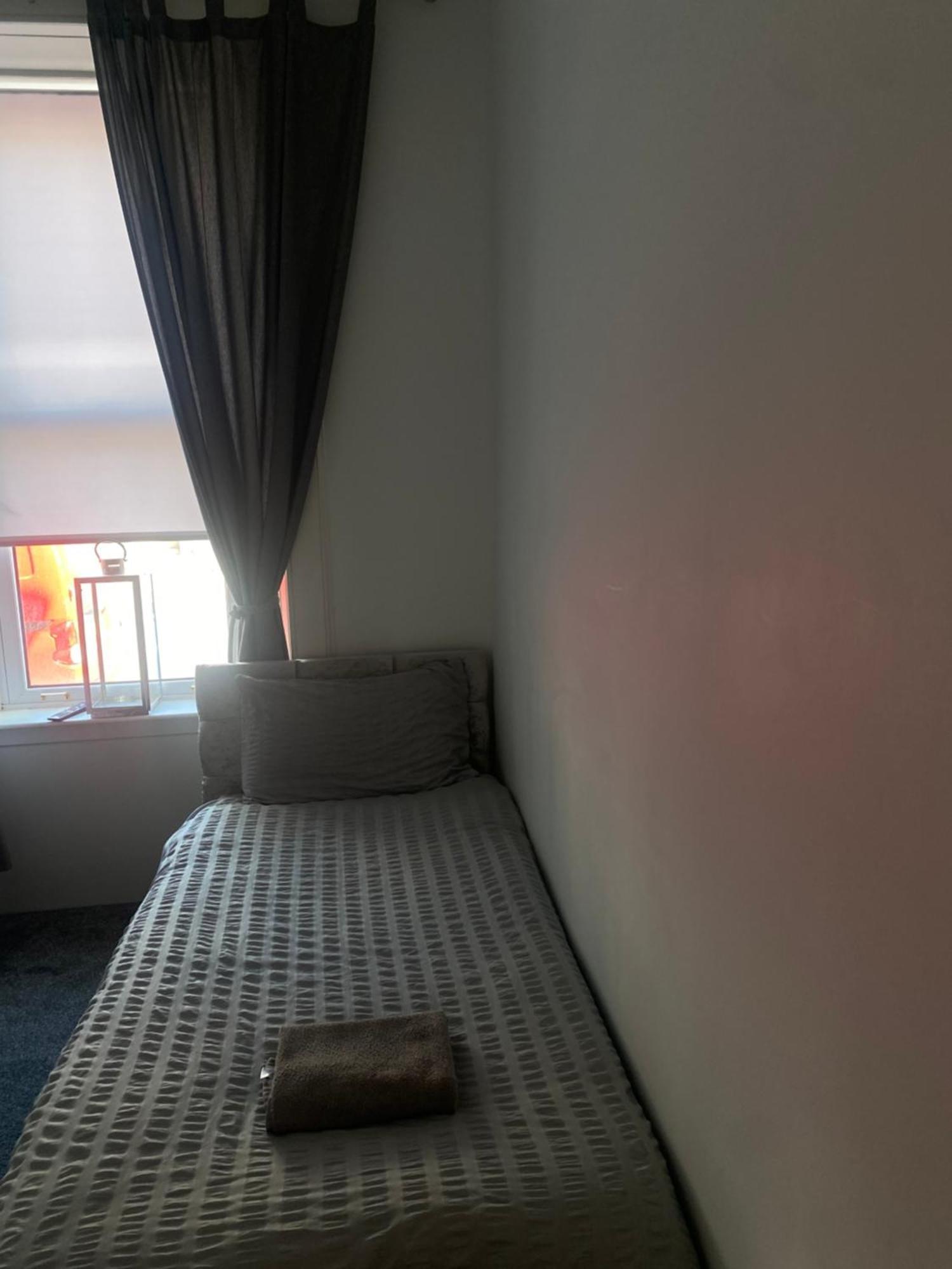 Apartamento Maze Beach Getaway Ayr Exterior foto